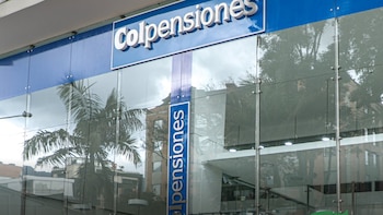 Colpensiones ya tendría nuevo presidente: él es Carlos René Montoya, abogado que llegaría al fondo público de ahorro