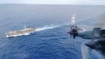 Un avión de la Armada