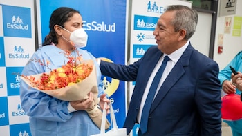 El trasplante marcó el fin de más de dos décadas de limitaciones físicas ocasionadas por una cardiopatía congénita - Créditos: Essalud.