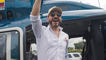 - crédito @defensoresco/X