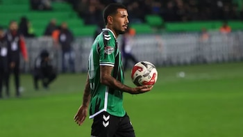 Sergio Peña sumó minutos en