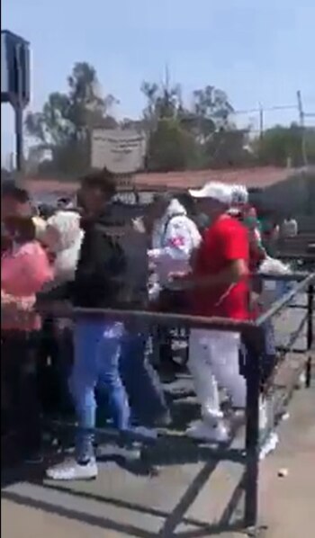 Las personas se saltaron la