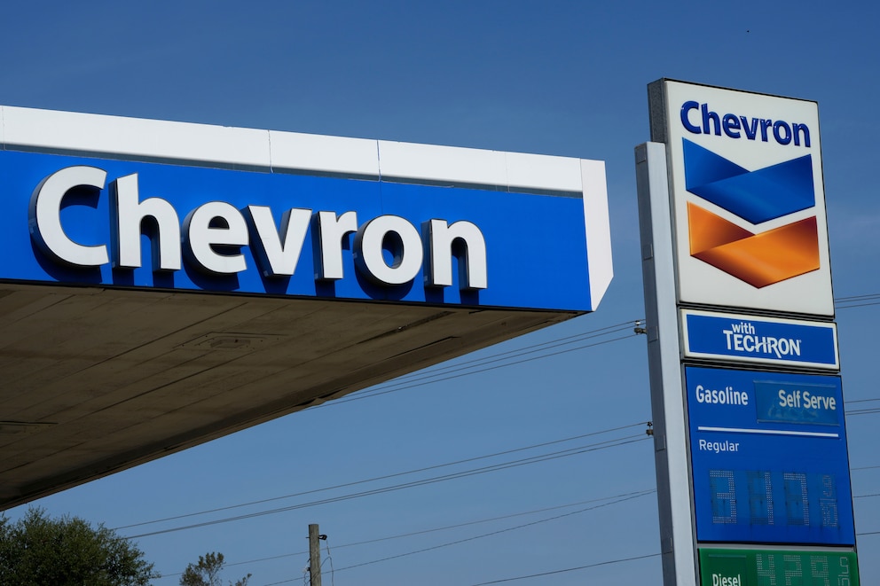 Chevron planea elevar a 300.000 barriles diarios sus exportaciones de petróleo venezolano a Estados Unidos