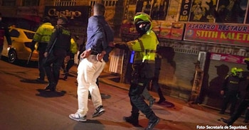 Comando nocturno: 30 capturas, armas