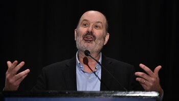 Sturzenegger defendió enfáticamente la gestión