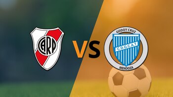 River Plate goleó a Godoy