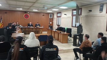 Uno de los asaltantes de