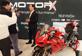 Domínguez corrió en IndyCar, Champcar