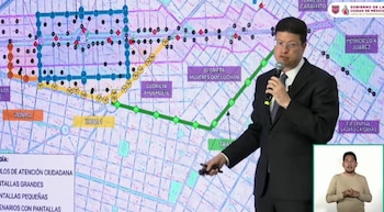 El titular de la SSC explicando los cambios en la zona del Ángel. Crédito: Gobierno de la CDMX