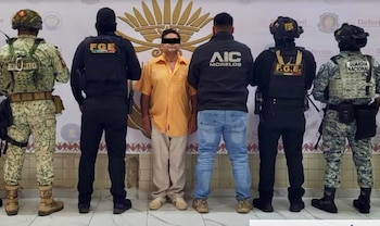 José Alberto “N” fue detenido en Chilpancingo por una orden de aprehensión relacionada con el presunto robo agravado de vehículos. (Facebook Fiscalía General del Estado de Guerrero)