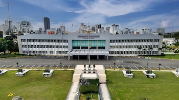 Matrícula en Escuelas Vocacionales de las Fuerzas Armadas Dominicana y Policía Nacional supera los 25,000 estudiantes en 2026