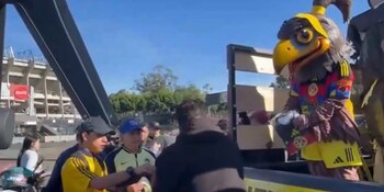 La gente llegaba y entregaba