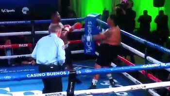 “¡Bomba cruzada!”: el tremendo nocaut