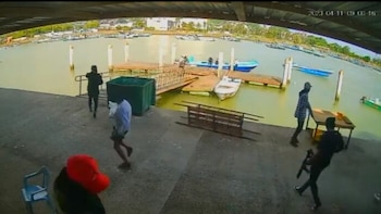 Por lo menos un colombiano