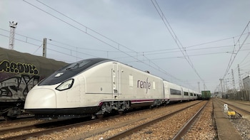 La presión de maquinistas obliga a Renfe a retirar los S106 de Madrid-Valencia para no perjudicar a viajeros