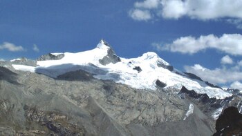Nevado Pariacaca. (Wikimedia Commons)