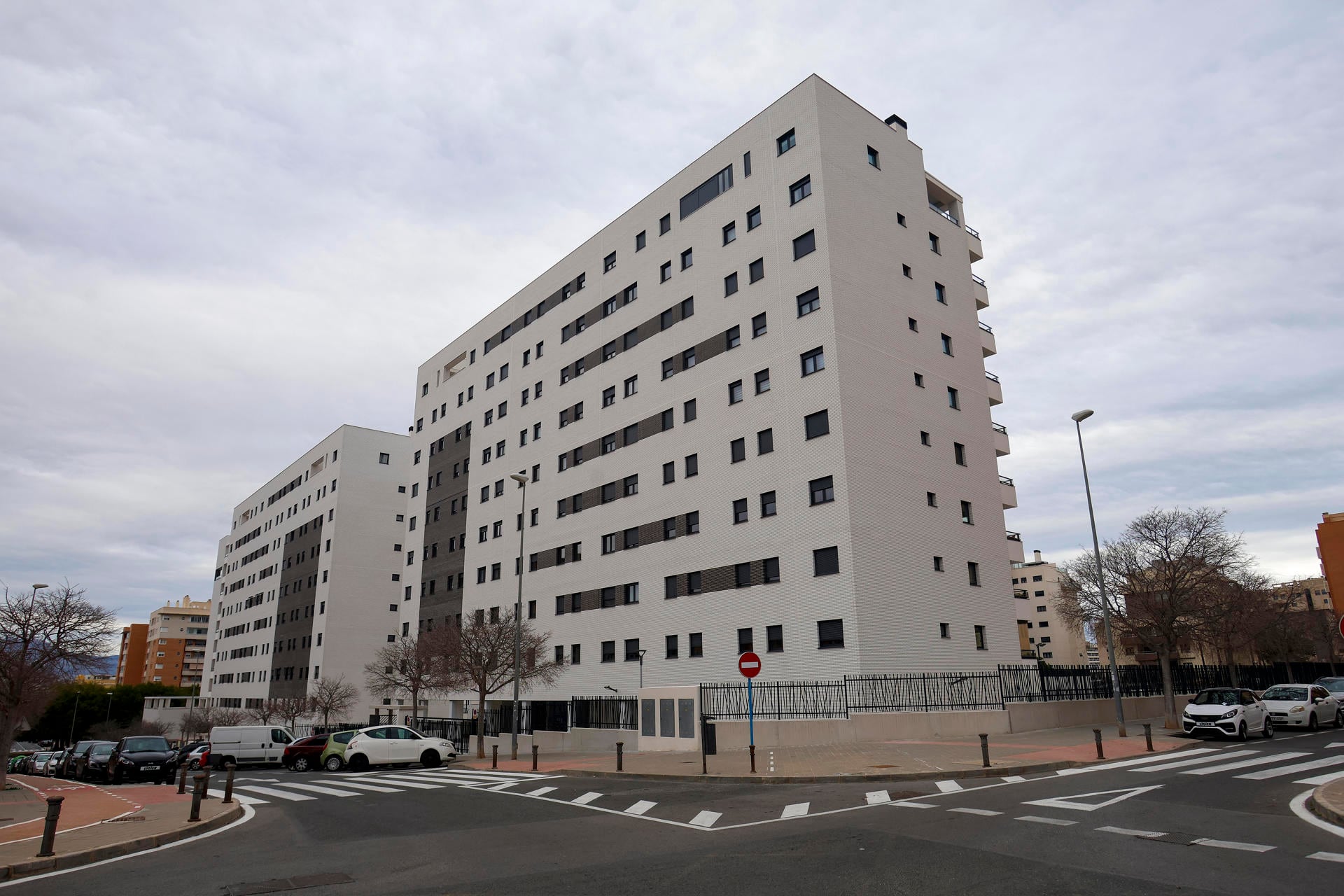 España acelera vivienda pública: licitaciones récord de €465 millones en Q1