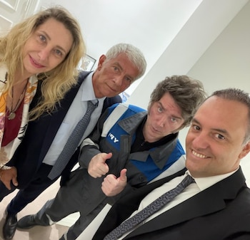 La foto de la despedida: