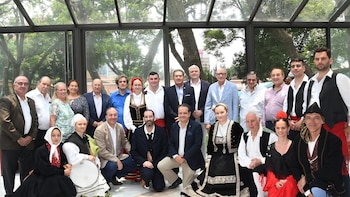 El 80 aniversario de la fundación del Centro Montañés de México reúne a cerca de 400 cántabros