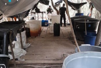 En el sitio, las autoridades