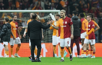 El entrenador Buruk y Mauro Icardi, en los años dorados del Galatasaray (REUTERS/Umit Bektas)