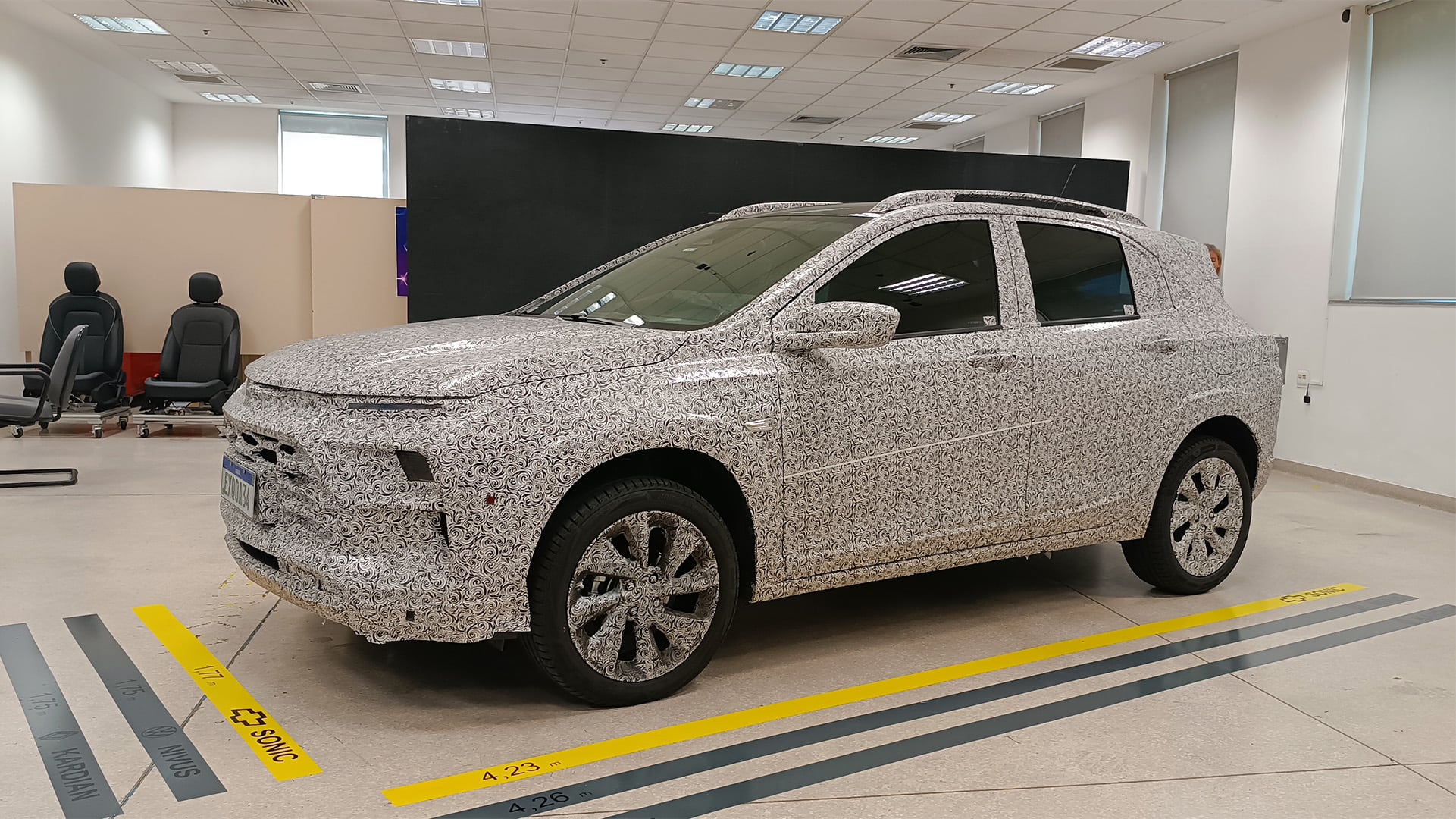 El nuevo Chevrolet Sonic, diseñado y desarrollado en el Centro de General Motors en San Pablo, Brasil, se presentará oficialmente en mayo en ese país y en junio en Argentina. (General Motors)