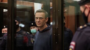 Alexei Navalny fue sentenciado a dos años y medio de prisión (Press service of Simonovsky District Court/Handout via REUTERS)