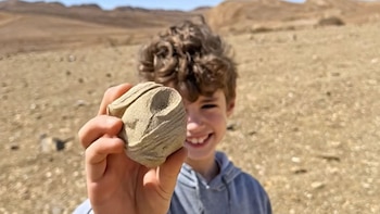 Un niño de ocho años encuentra una estatuilla con 1.700 años de antigüedad: podría ser una representación de Zeus
