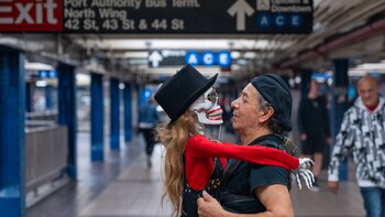 Julio César Díaz, el colombiano que baila con la muerte en Nueva York