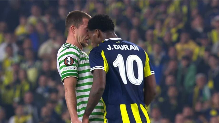 Jhon Jáder Durán ha sido protagonista de polémicas como el cabezazo a Toon Raemaekers, del Ferencvaros, por la Europa League - crédito Captura de video ESPN