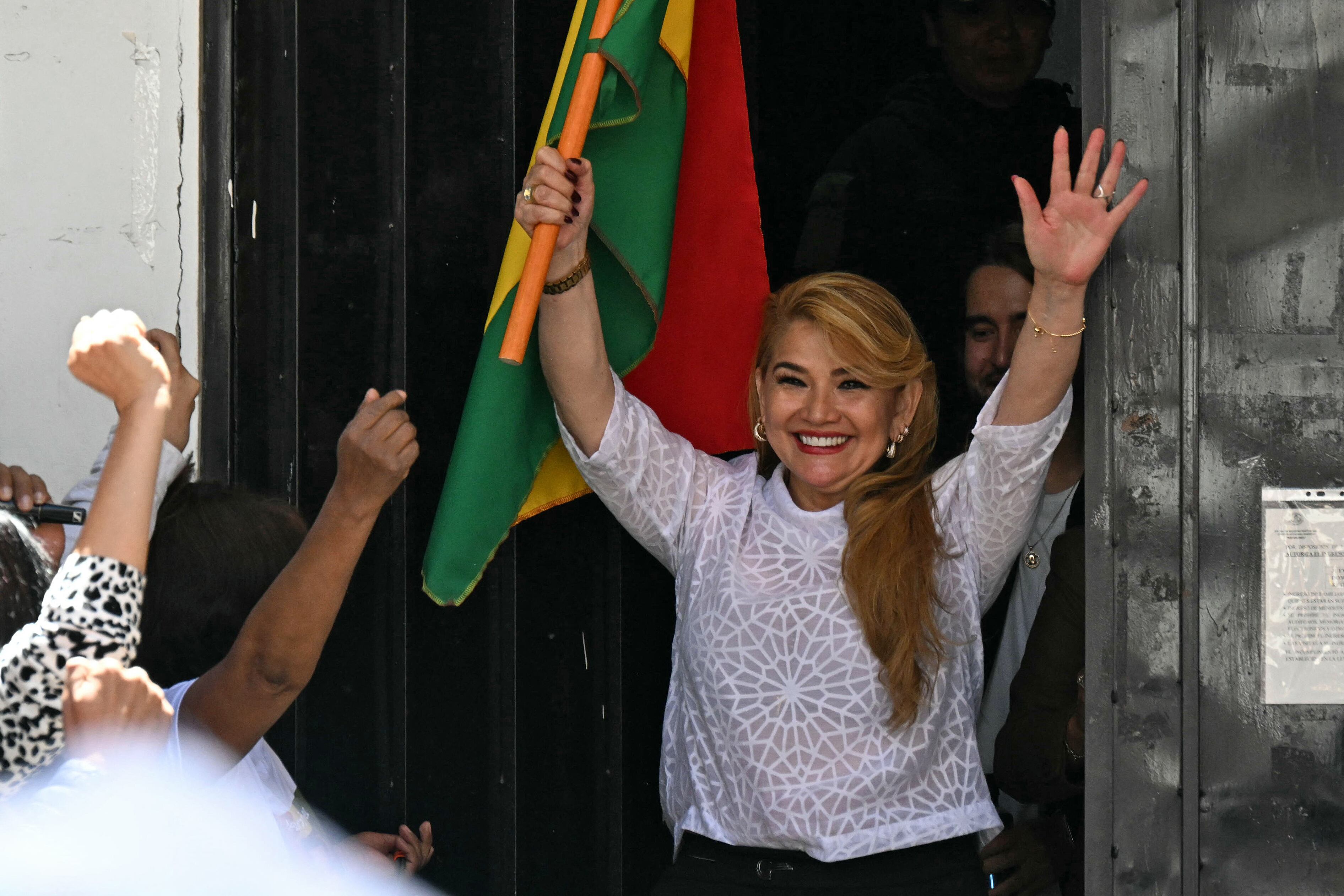 Jeanine Añez, ex presidenta de Bolivia, salió de la cárcel tras casi cinco años presa: “Jamás voy a arrepentirme de haber servido a mi patria”