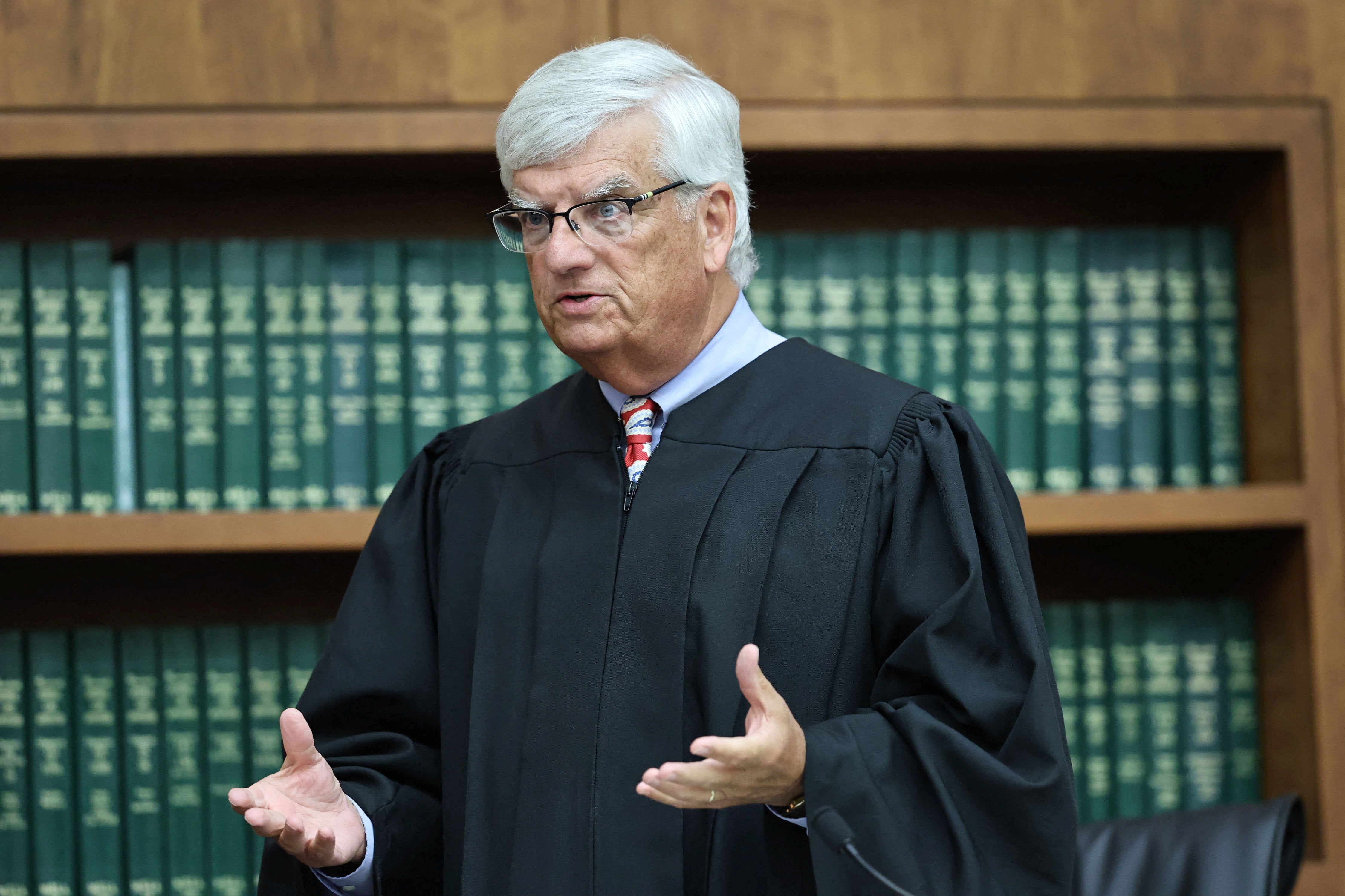 El juez William Sullivan ordenó al jurado volver a deliberar en el juicio contra Lindsay Clancy, que ya suma unas 23 horas de debate en cuatro días (Greg Derr/Pool vía REUTERS).