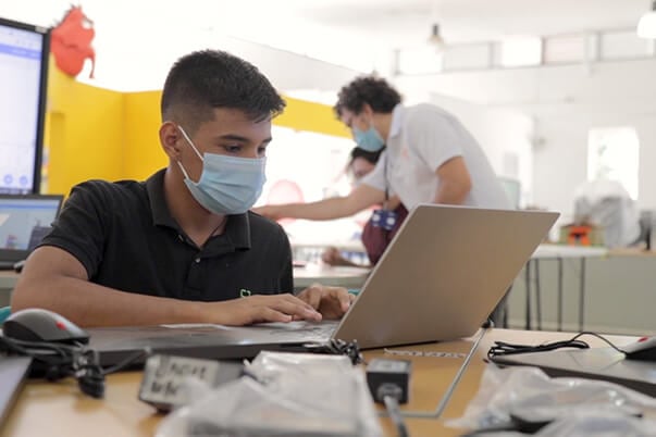 Reforma laboral en el Congreso divide el futuro de los aprendices del Sena:  entre la formalización laboral y el fortalecimiento de la capacitación -  Infobae