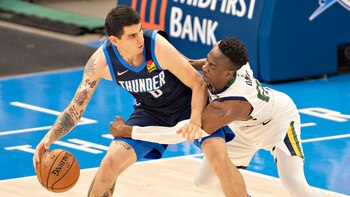 Tortu, con la casaca de