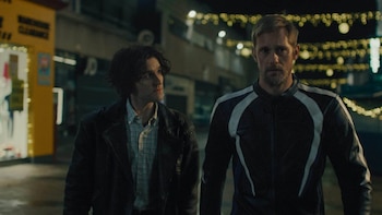 Alexander Skarsgård en 'Pillion'