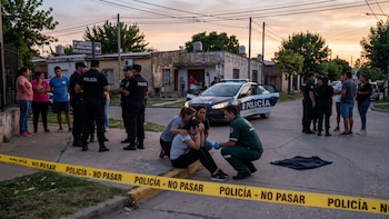 Apuñalaron a una adolescente que intentó intervenir en una pelea en plena calle de Santiago del Estero