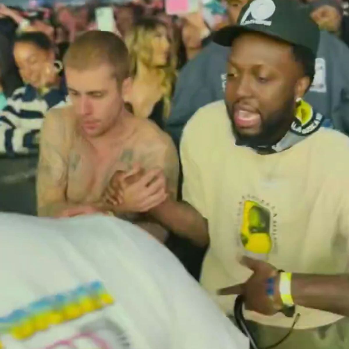 La actitud de Bieber en el festival fue señalada por fanáticos que consideran que no se encontraba en un estado óptimo de salud mental, (X/@beyoncegarden)