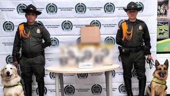 - crédito Policía Metropolitana de