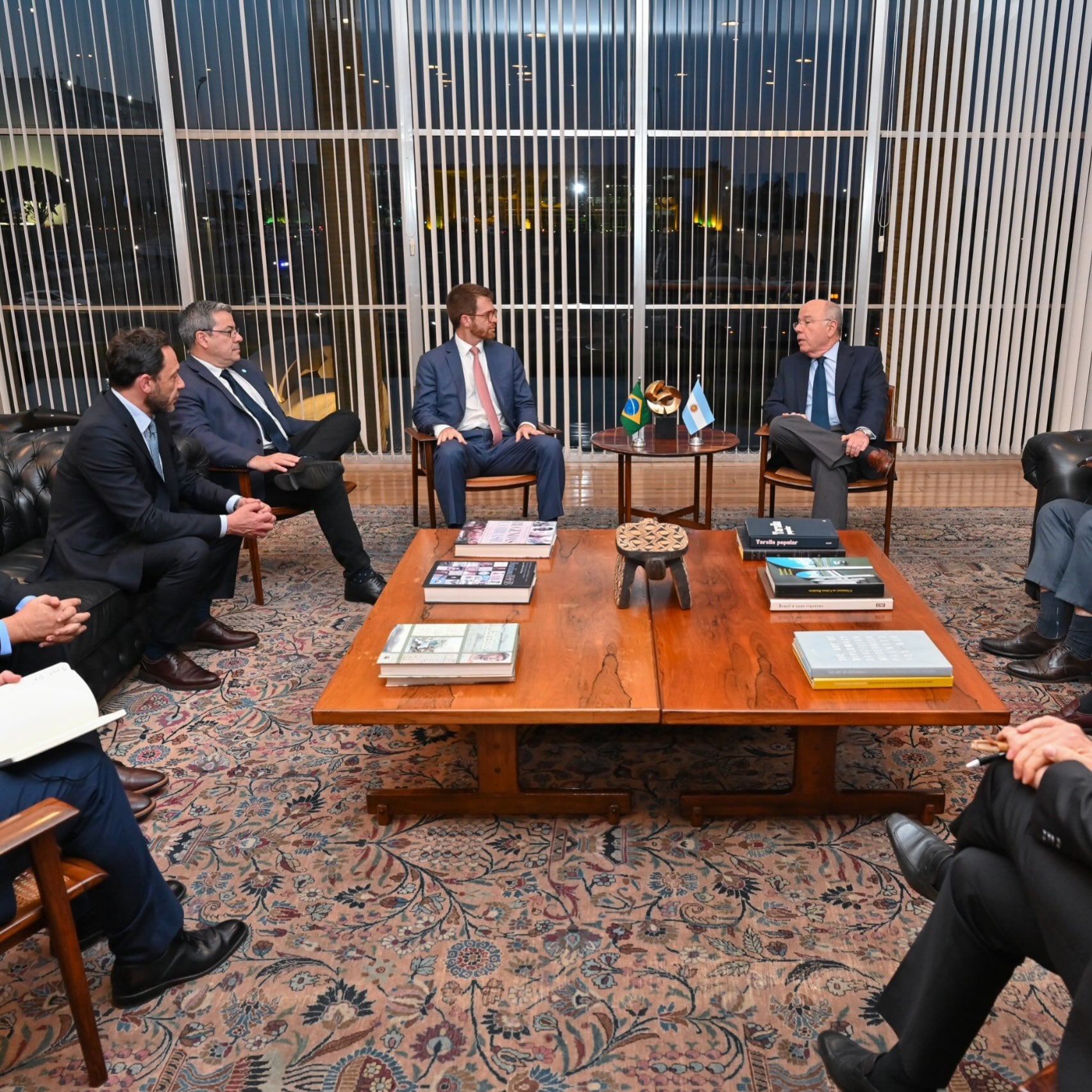 La delegación argentina impulsó una diplomacia parlamentaria para sostener canales institucionales con Brasil pese al conflicto entre Javier Milei y Lula (@nico.massot)