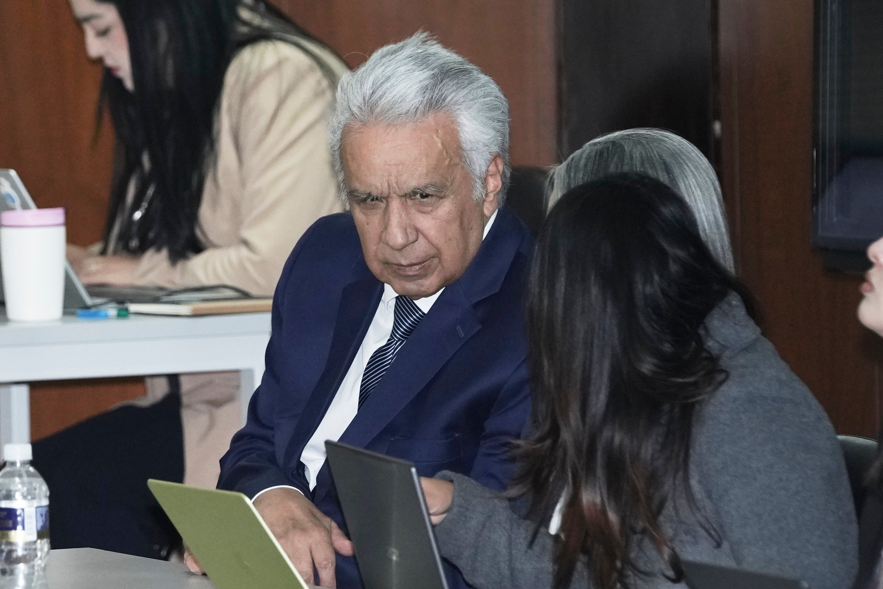 Lenín Moreno asiste a una audiencia en la Corte Nacional de Justicia en Quito, Ecuador. (AP Foto/Dolores Ochoa)