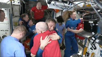 Los astronautas llevan nueve meses