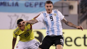 Mauro Icardi luciendo la camiseta de la Selección Argentina (AP Photo/Julio Cortez)