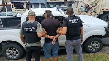 INTERPOL detiene en Costa Rica a estadounidense requerido por el FBI por presunto fraude y legitimación de capitales