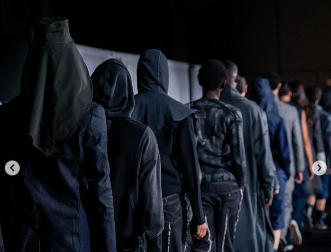 El diseñador defendió su trabajo - crédito @ricardopava/Instagram