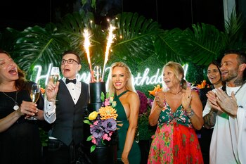 Lulciana Salazar sopló las velitas