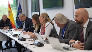 Gobierno y sindicatos se reúnen