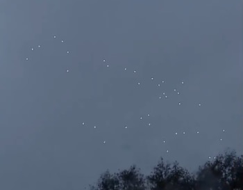 Imagen de los preparativos del show de drones