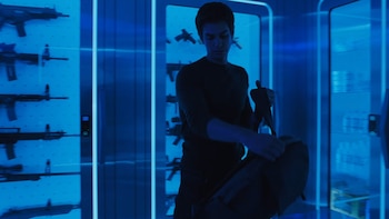 Andrew Garfield interpreta a Sam Altman en el primer avance de ‘Artificial’