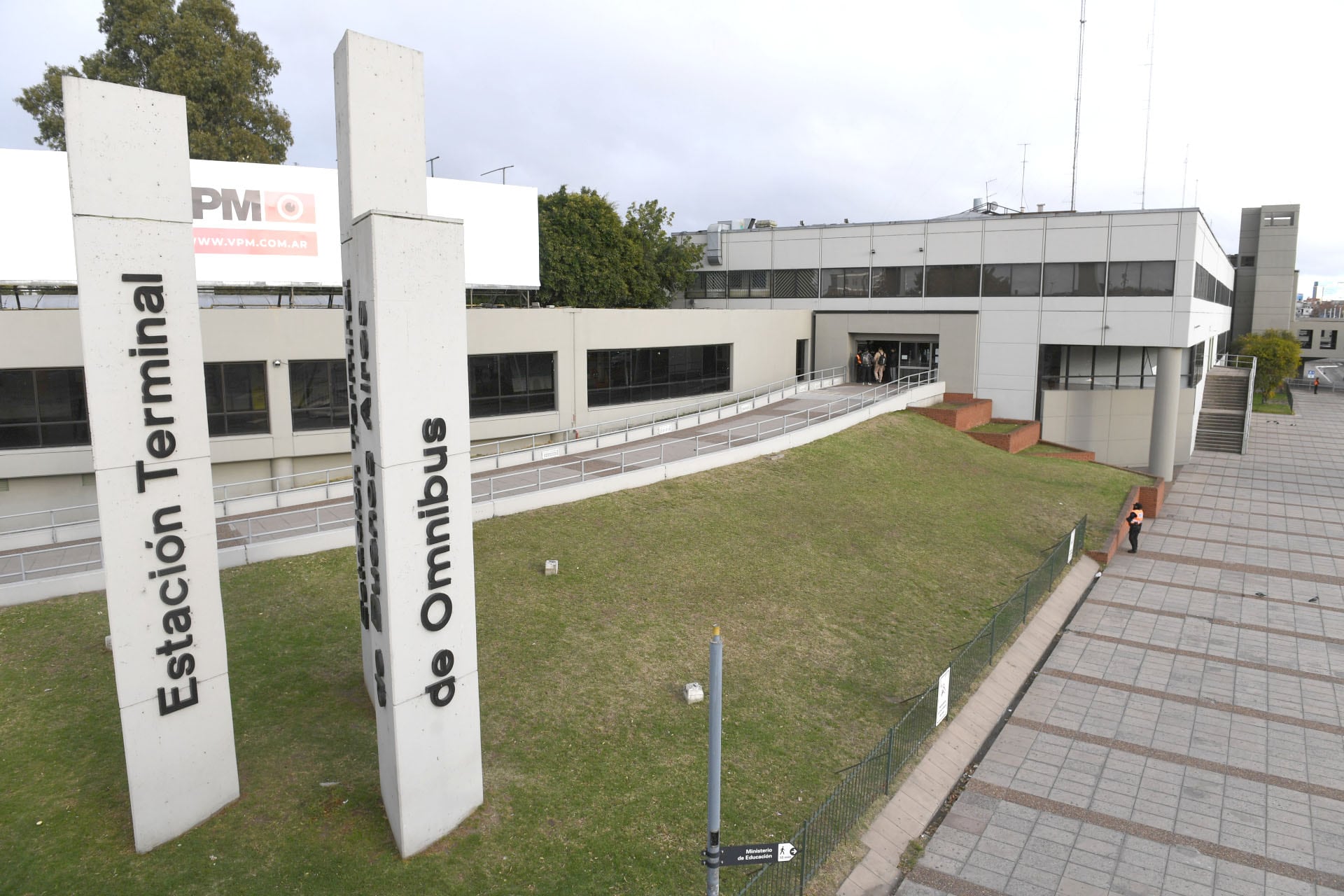 El prófugo fue detenido cuando caminaba por la terminal de manera sospechosa (Maximiliano Luna)