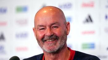 Steve Clarke: "Para un niño era maravilloso ver a la Brasil de México'70"